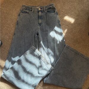 Good American Straight Leg Blue Jeans